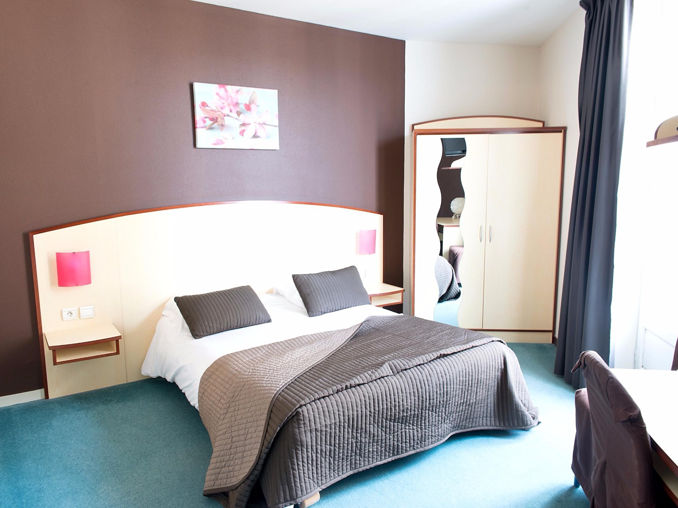 מונטמוריון Logis Hotel De France Restaurant Le Lucullus מראה חיצוני תמונה