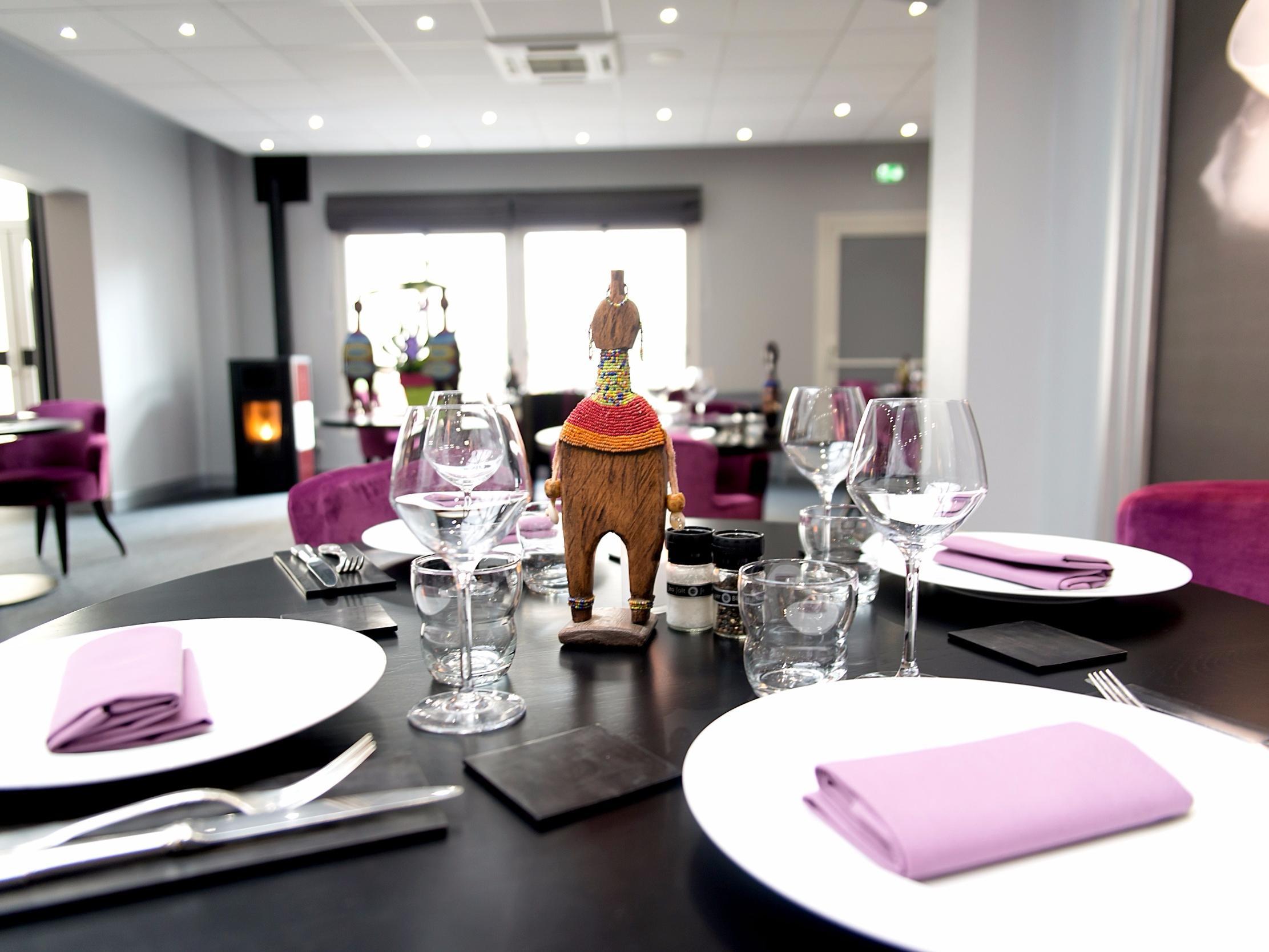 מונטמוריון Logis Hotel De France Restaurant Le Lucullus מראה חיצוני תמונה