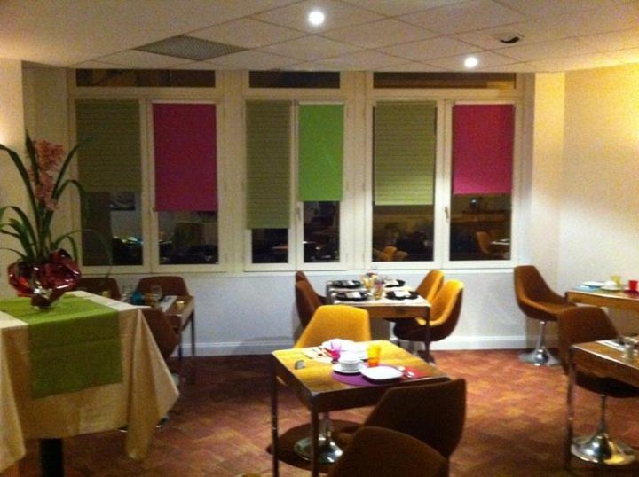 מונטמוריון Logis Hotel De France Restaurant Le Lucullus מראה חיצוני תמונה