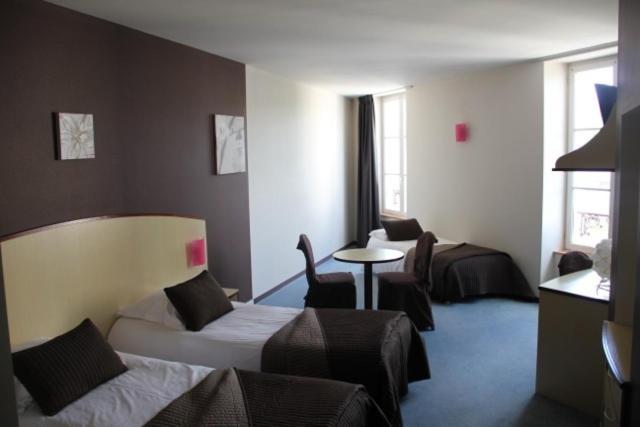 מונטמוריון Logis Hotel De France Restaurant Le Lucullus חדר תמונה