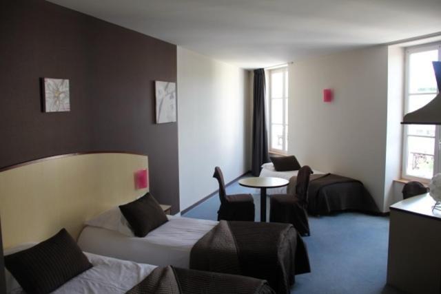 מונטמוריון Logis Hotel De France Restaurant Le Lucullus חדר תמונה